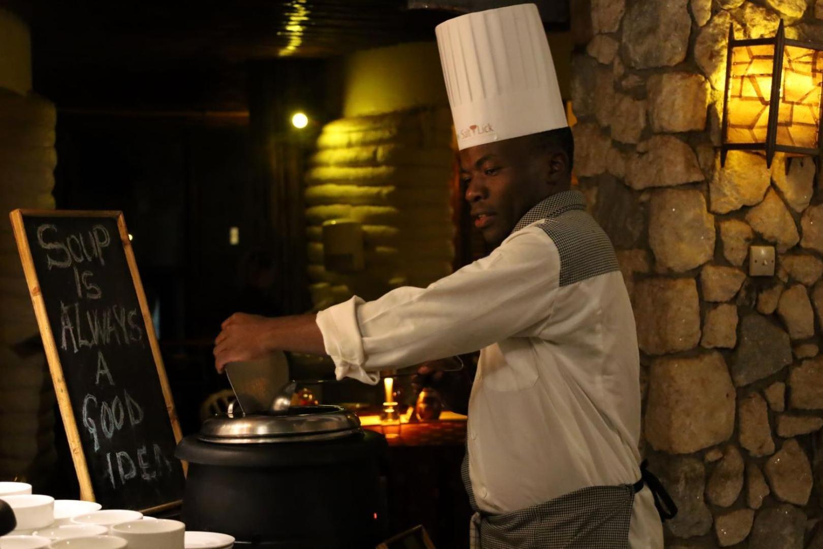 Salt Lick Safari Lodge Tsavo Kültér fotó