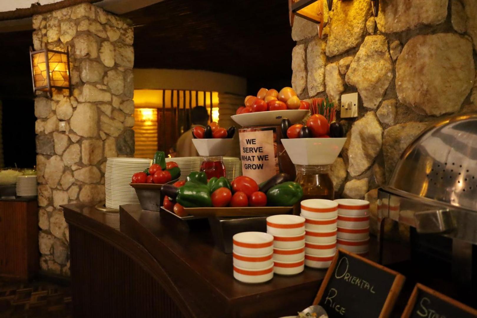 Salt Lick Safari Lodge Tsavo Kültér fotó